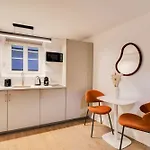 Studio parisien cosy et bien équipé